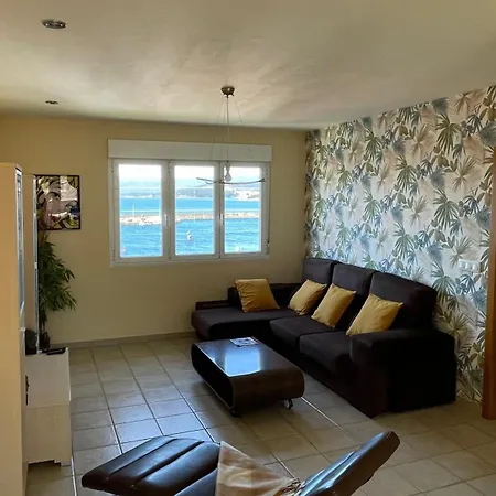 Casa Preciosa Con Vistas A La Ria De Muros Y Noia * Portosin